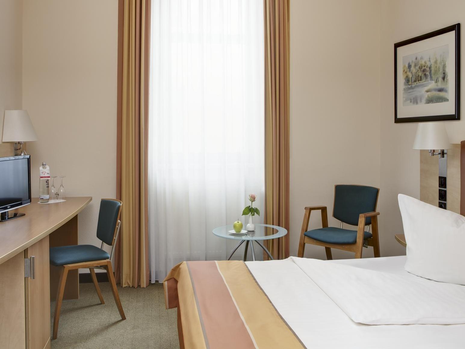 Intercityhotel Ostbahnhof 3* Berlino